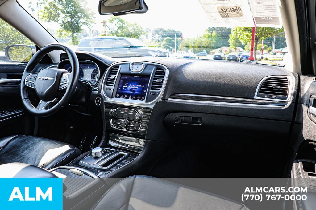 2017 Chrysler 300 Limited