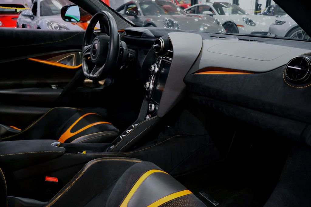 Used 2018 McLaren 720S Performance photo 33
