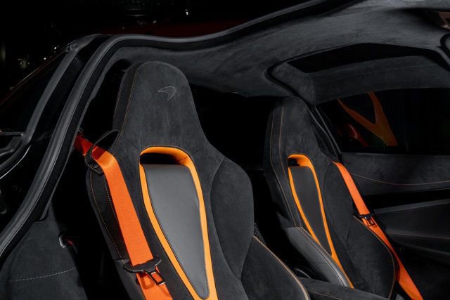 Used 2019 McLaren 720S Performance photo 21