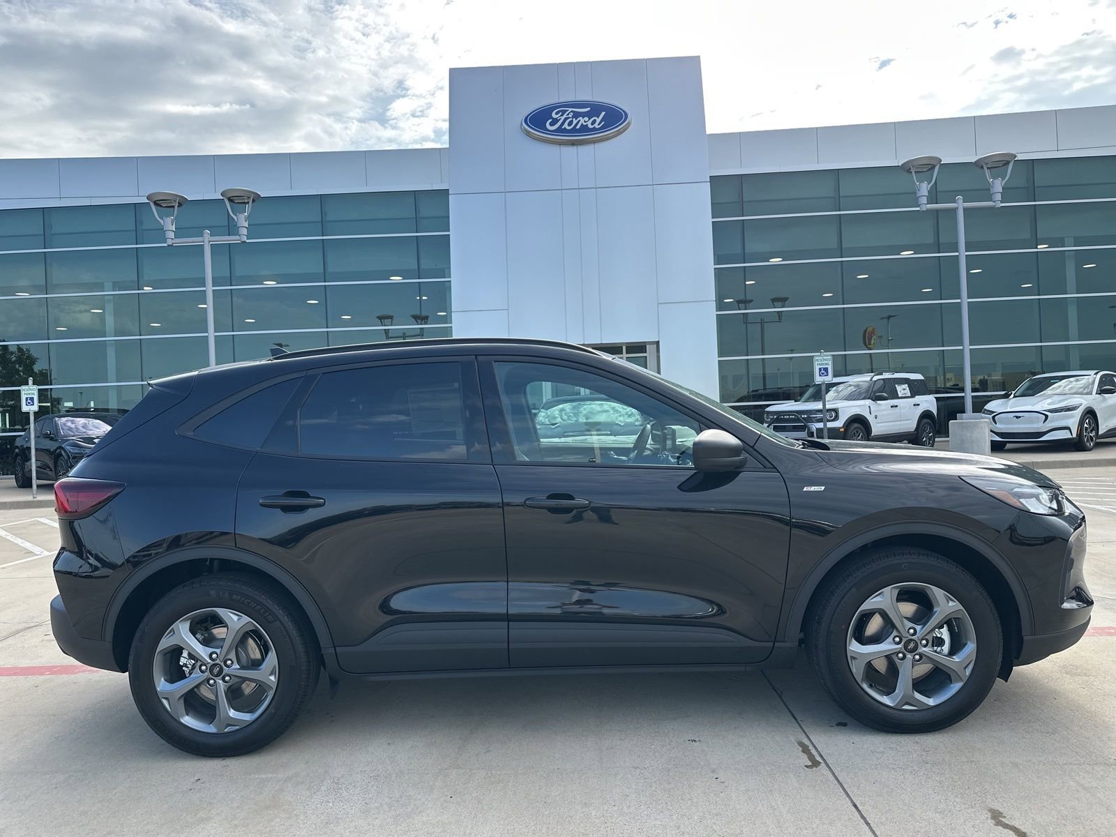 2025 Ford Escape ST-Line