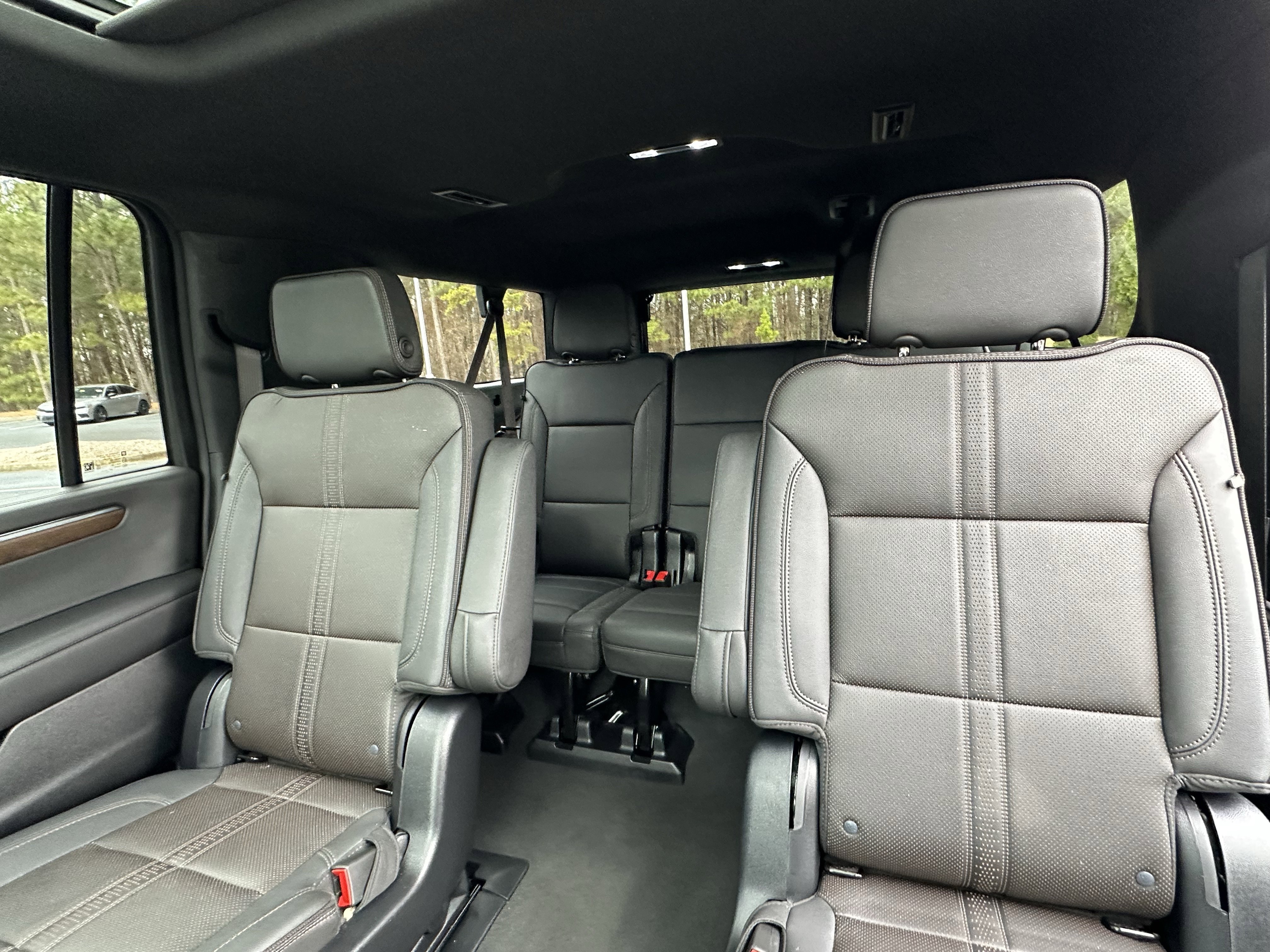 2025 Chevrolet Suburban High Country