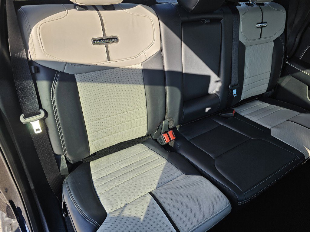 2024 Ford F150 Lightning Platinum