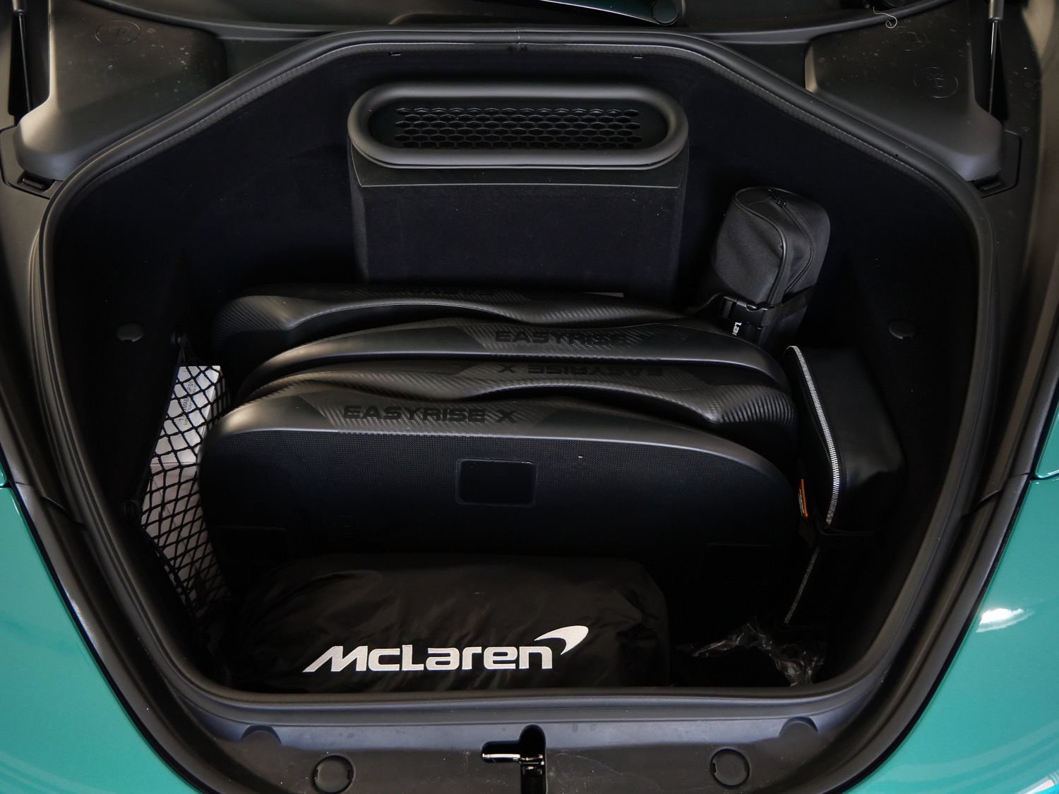 New 2027 McLaren 750S photo 17