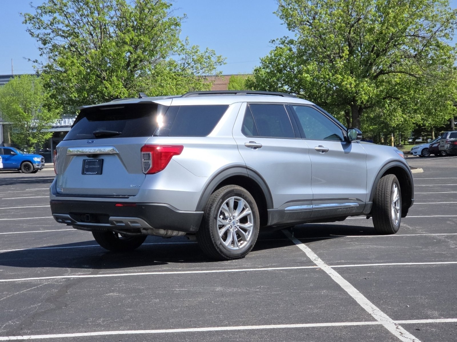 2024 Ford Explorer XLT