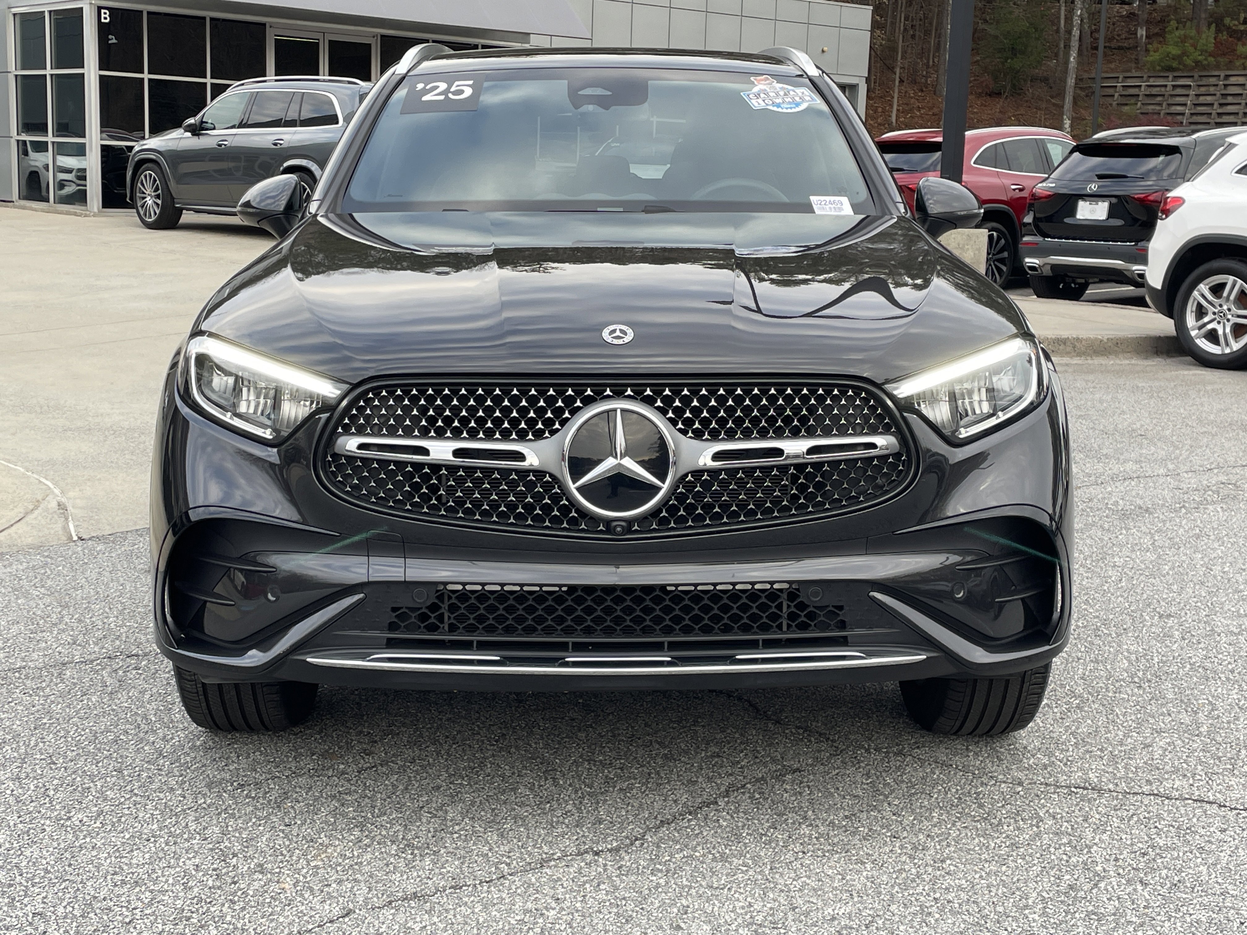 2025 Mercedes-Benz GLC 300 4MATIC