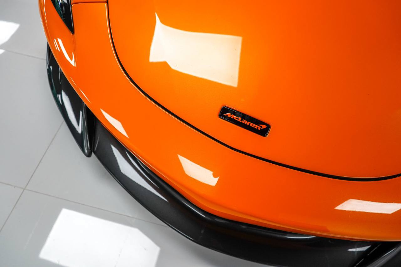 Used 2020 McLaren 600LT Spider photo 19