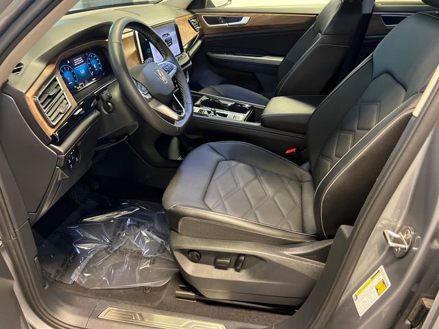 2025 Volkswagen Atlas SE