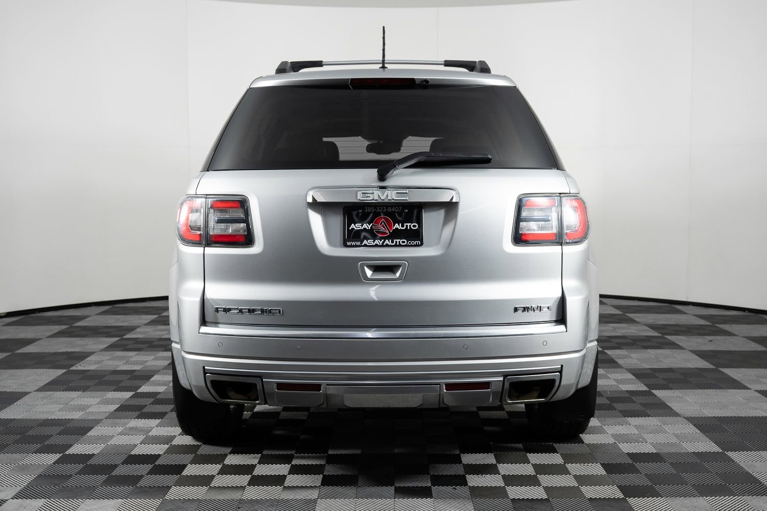 2015 GMC Acadia Denali