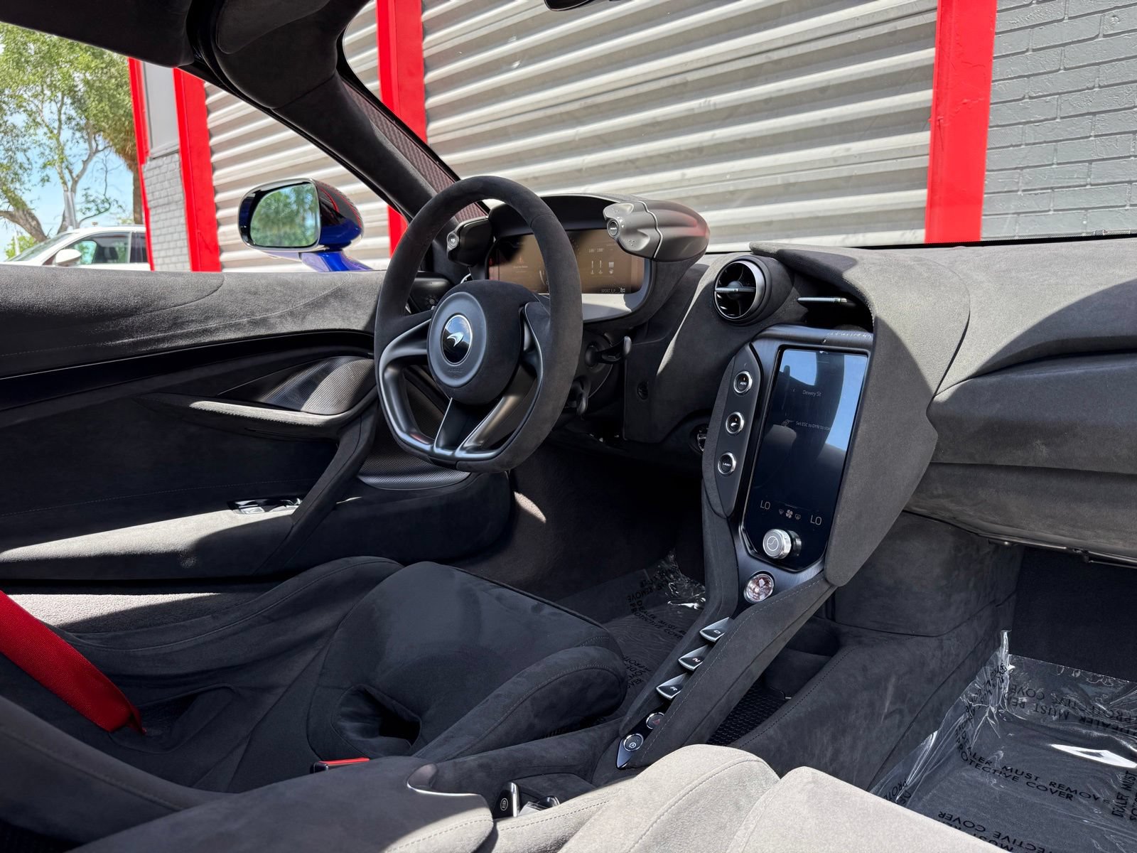 Used 2024 McLaren 750S photo 24
