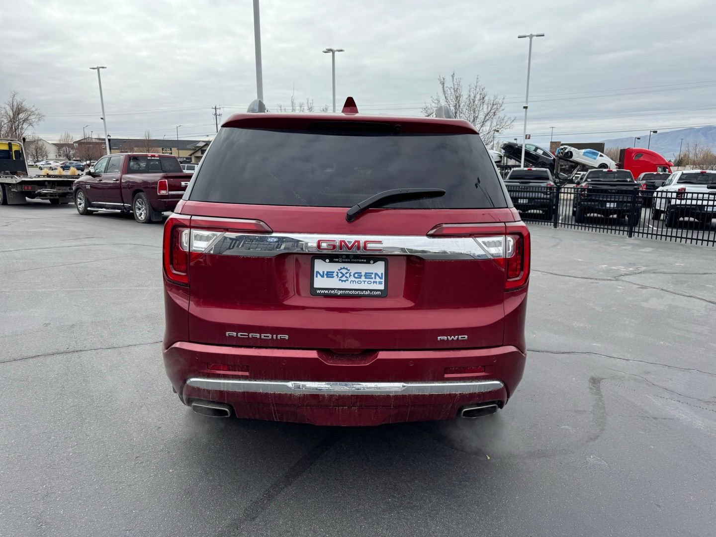 2020 GMC Acadia Denali