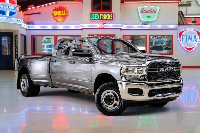 Used 2021 RAM 3500 Tradesman w/ Chrome Appearance Group