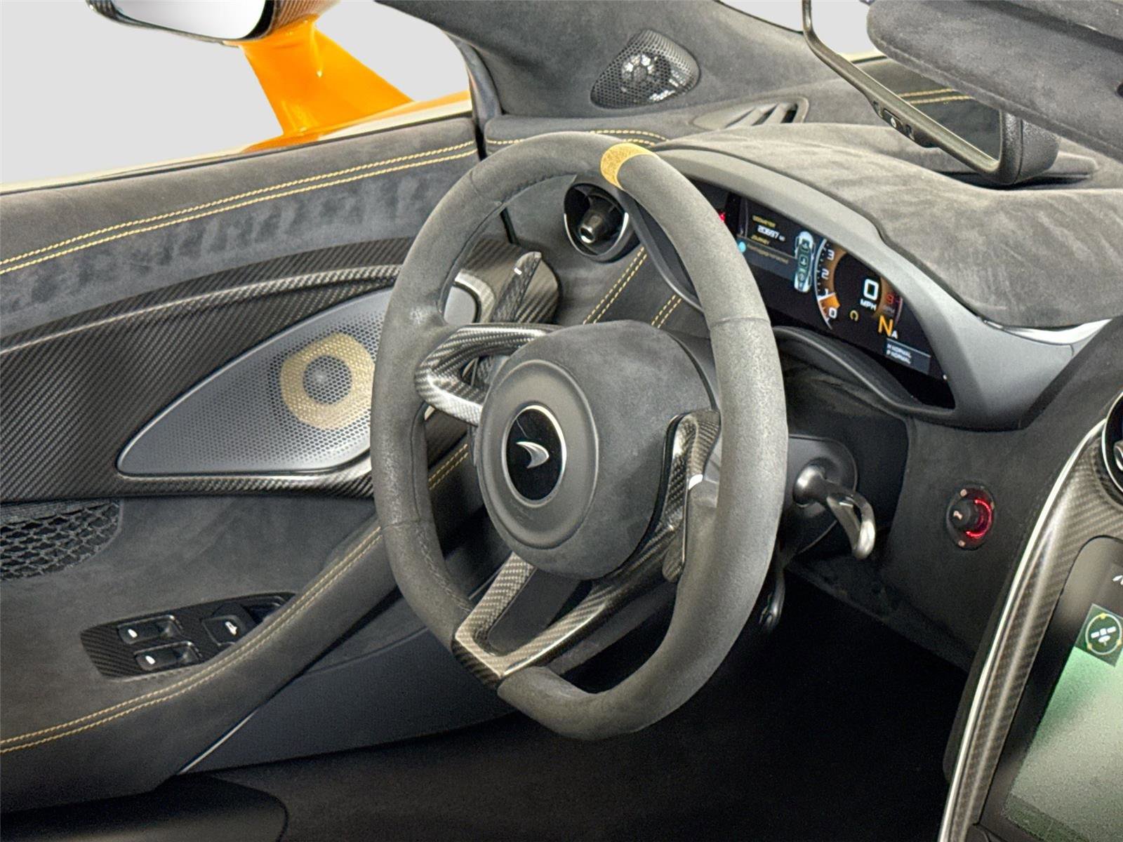 Used 2020 McLaren 600LT Spider photo 26