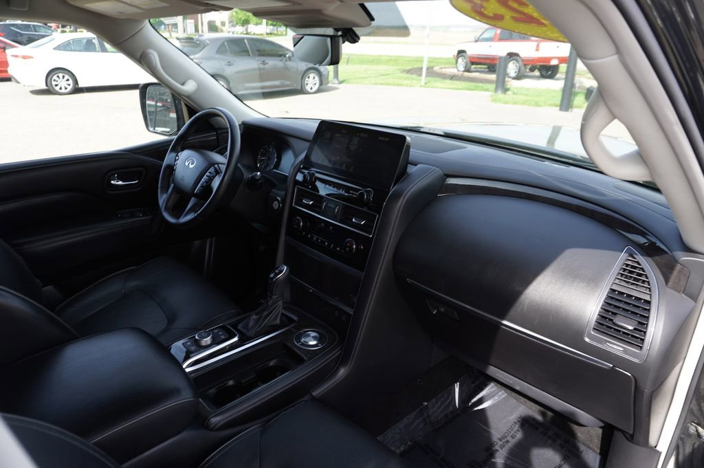 2023 INFINITI Qx80 Luxe