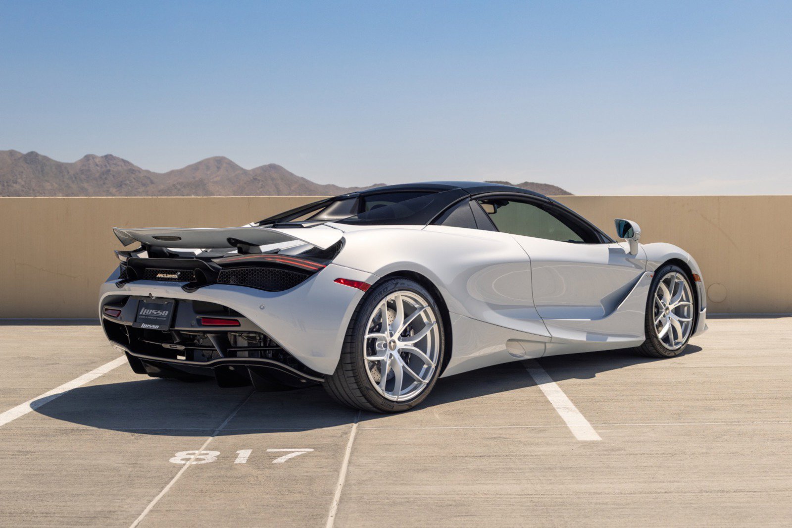 Used 2020 McLaren 720S Spider photo 33