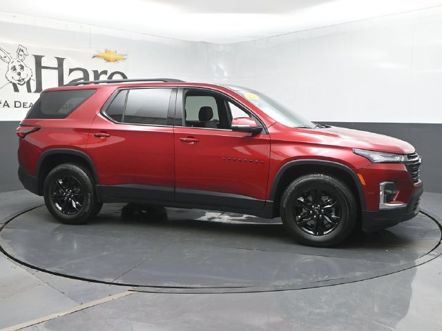Used 2024 Chevrolet Traverse LT