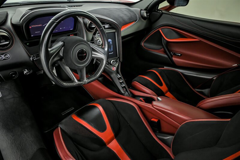 Used 2018 McLaren 720S photo 26