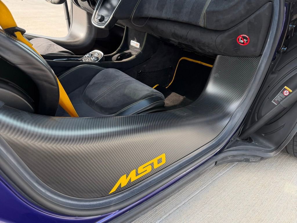 Used 2020 McLaren 600LT Spider photo 26