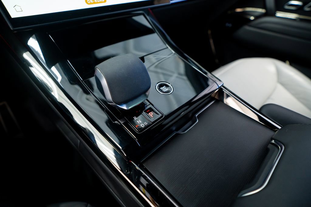 2025 Land Rover Range Rover Sport Dynamic SE