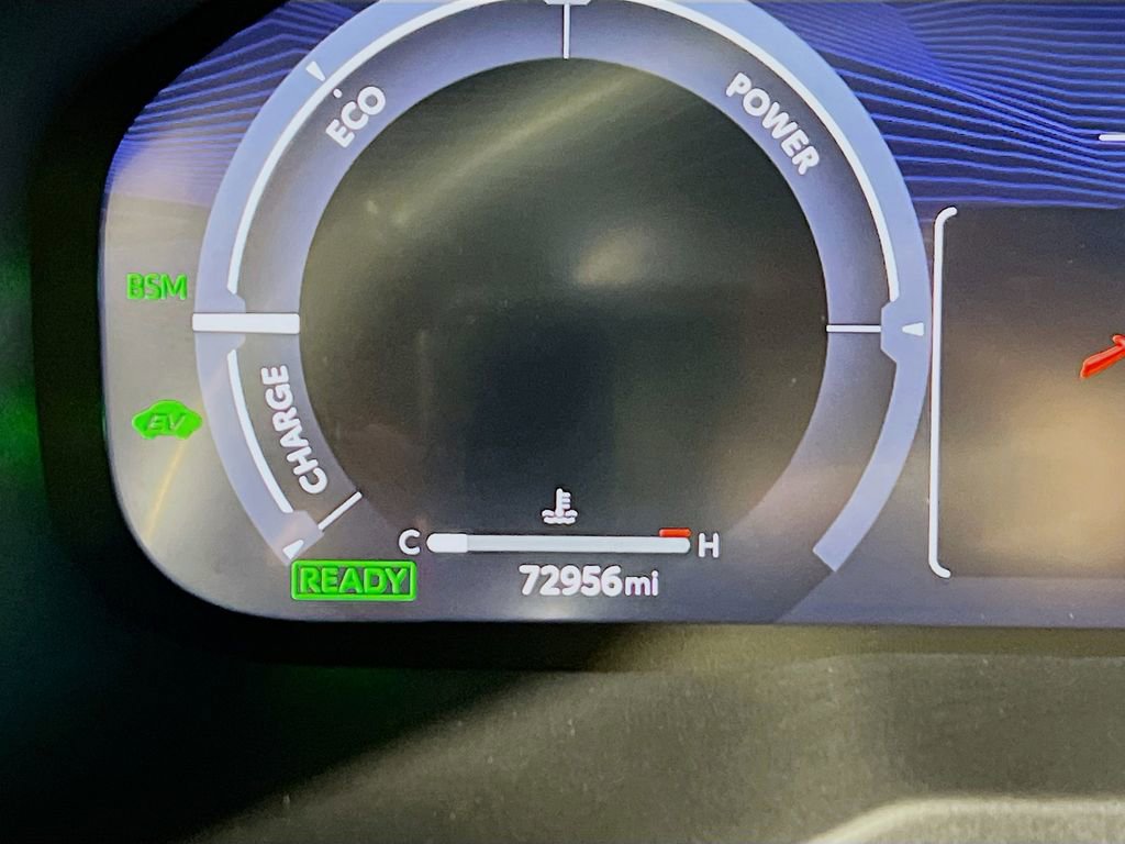 2024 Toyota RAV4 XSE