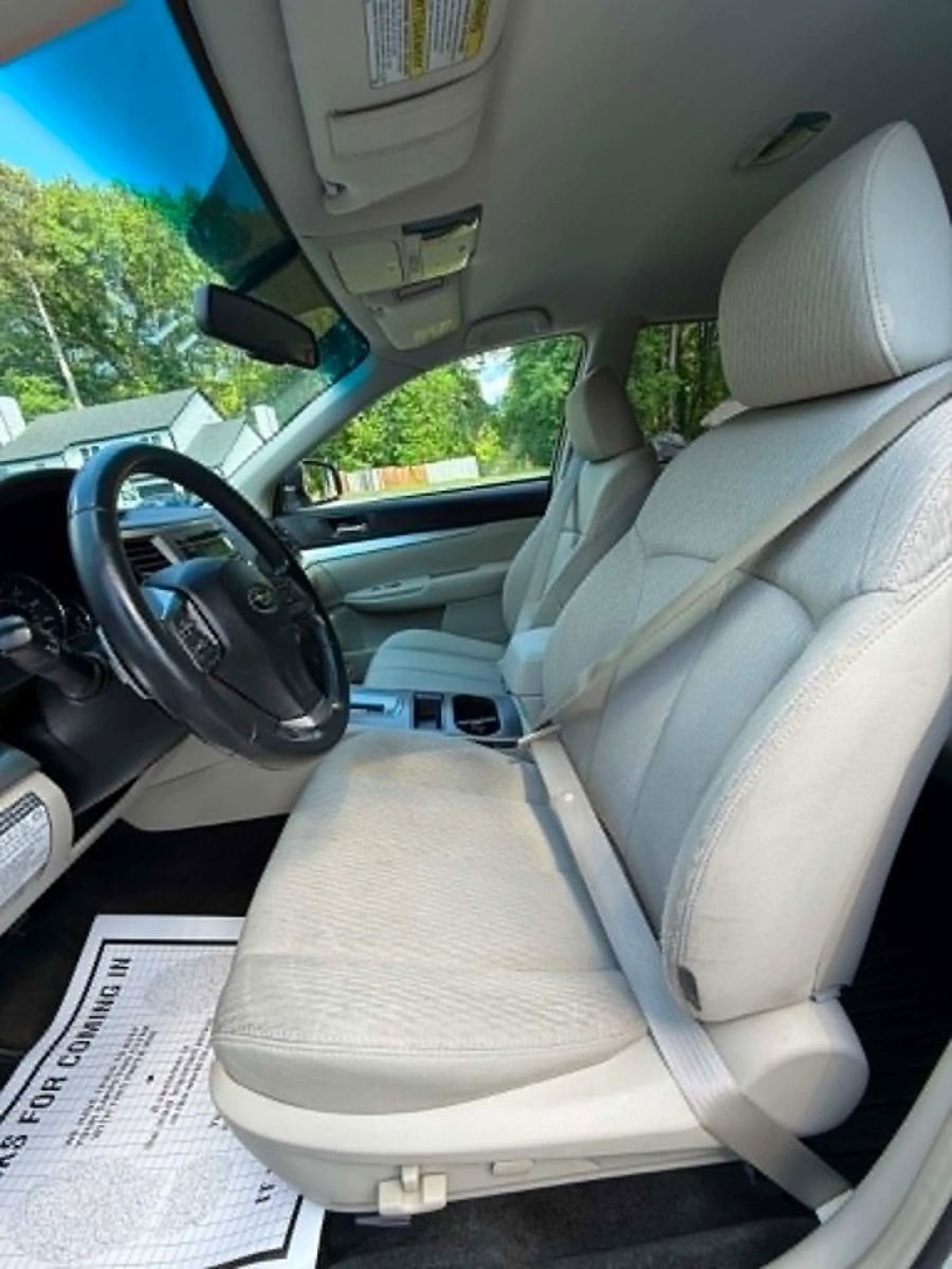 2012 Subaru Outback 2.5i Premium