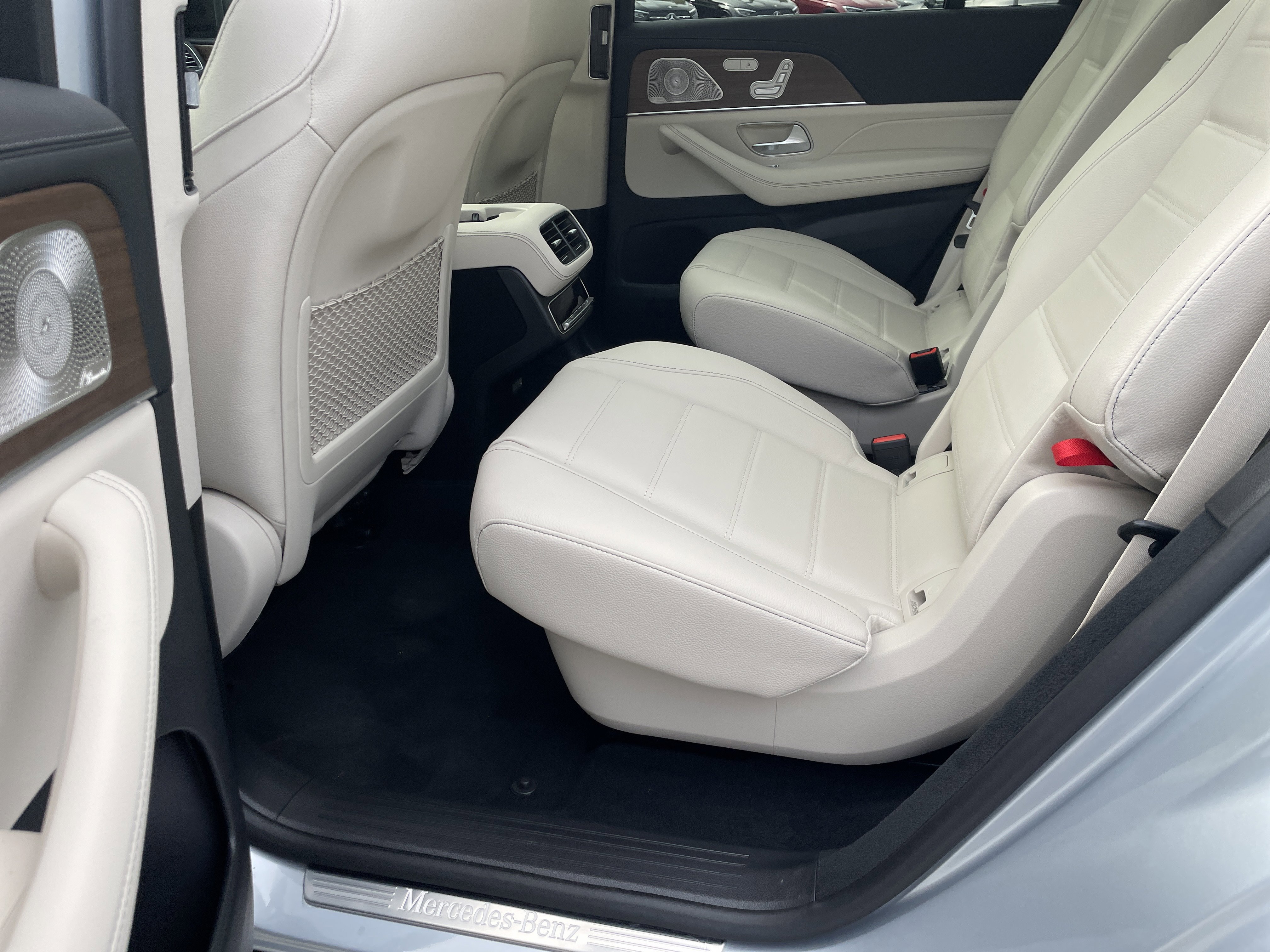 2026 Mercedes-Benz GLS 580 4MATIC