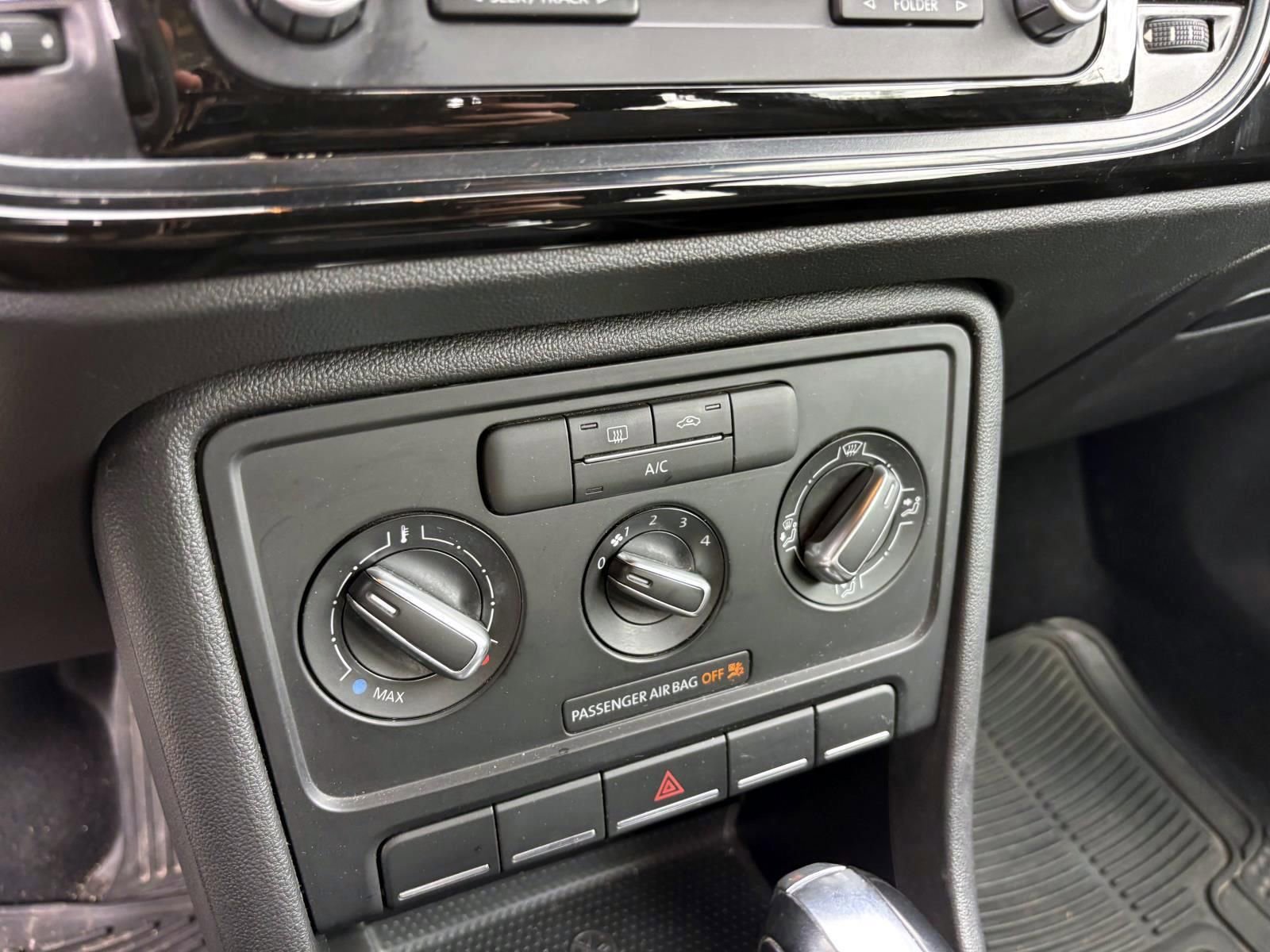 2014 Volkswagen Beetle 2.5