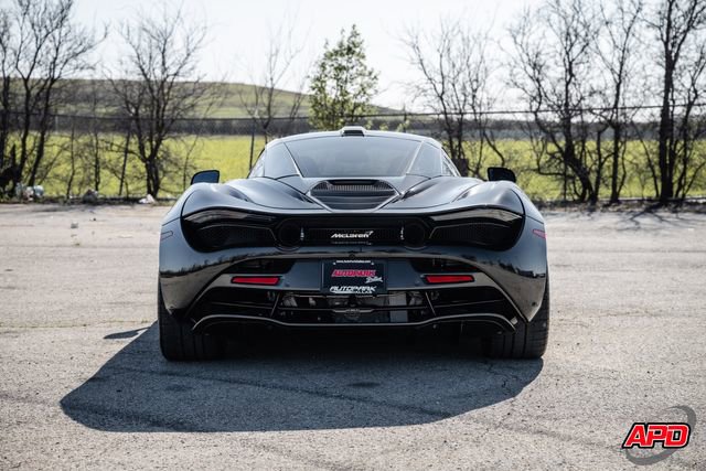 Used 2019 McLaren 720S photo 18