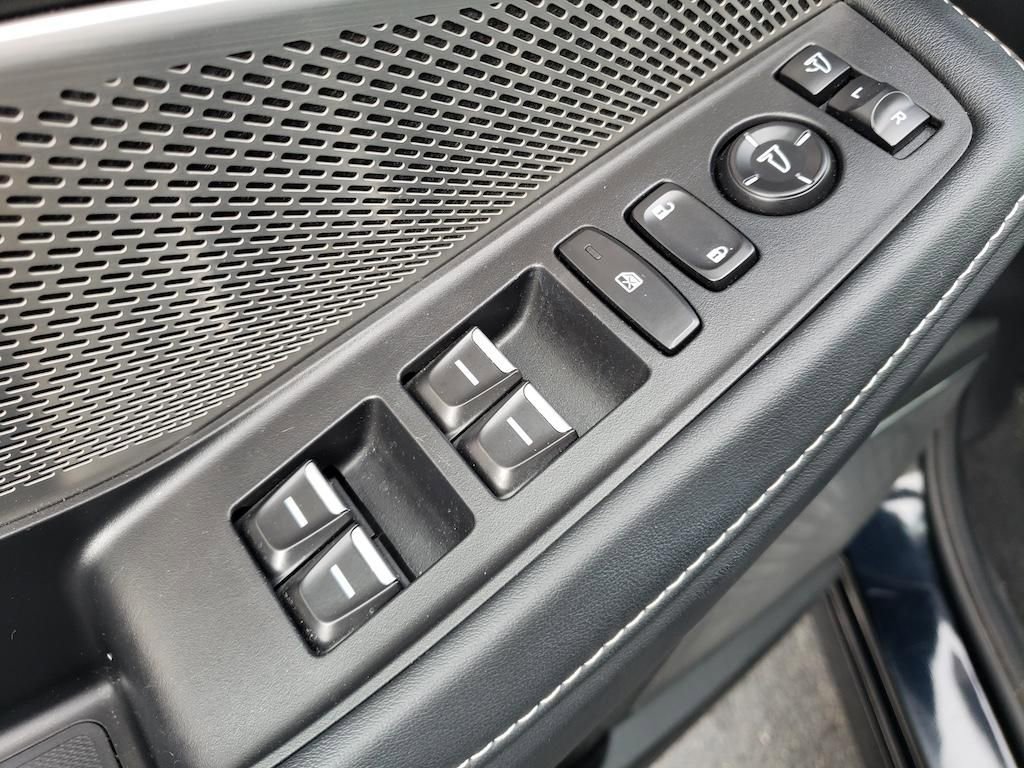 2022 Acura MDX SH-AWD w/ Technology Package