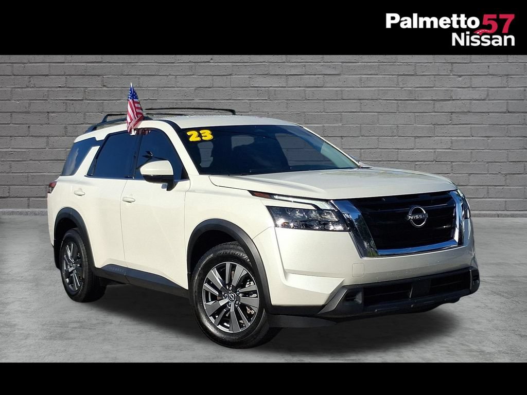 Used 2023 Nissan Pathfinder SV