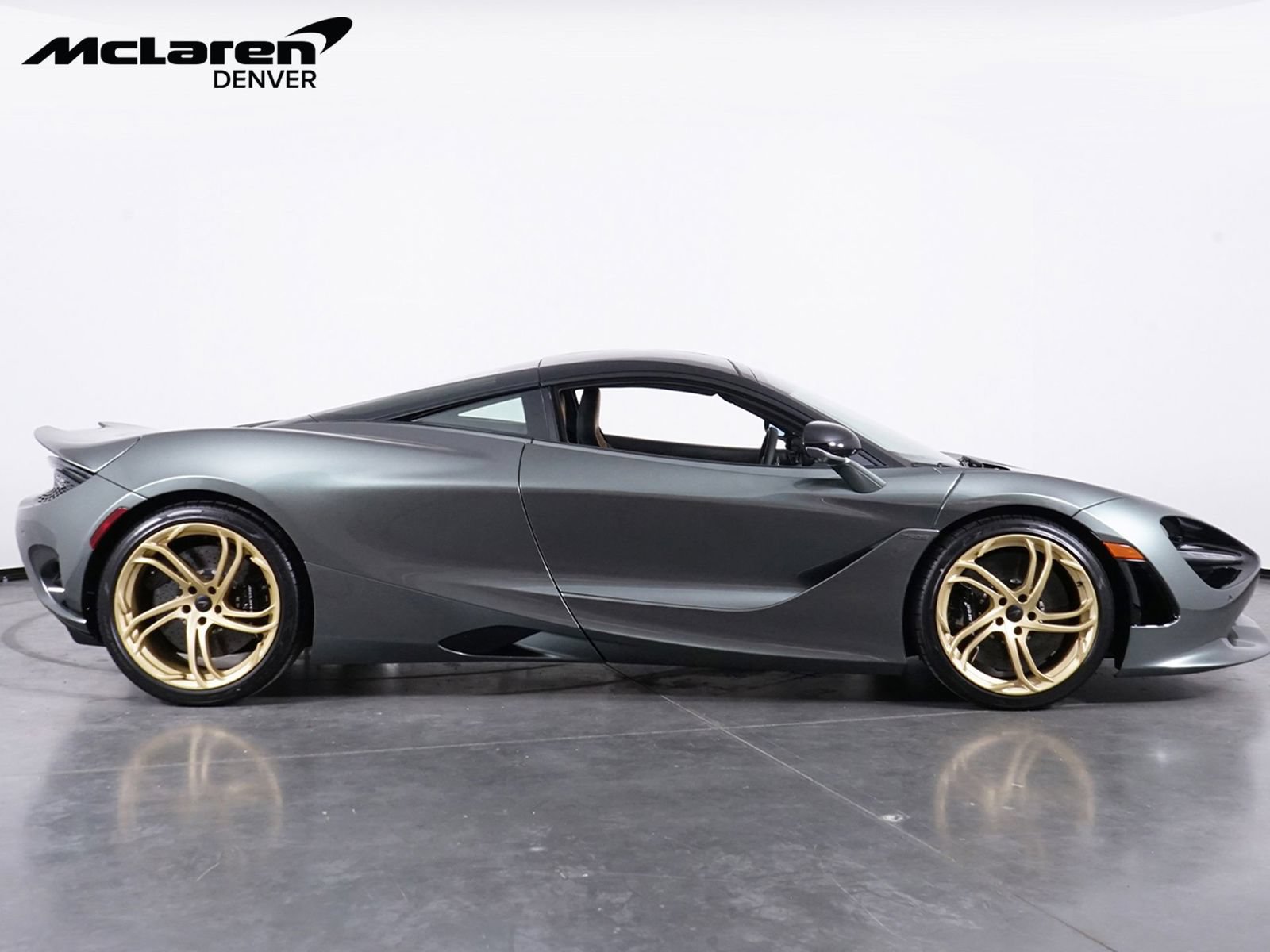 New 2026 McLaren 750S photo 9