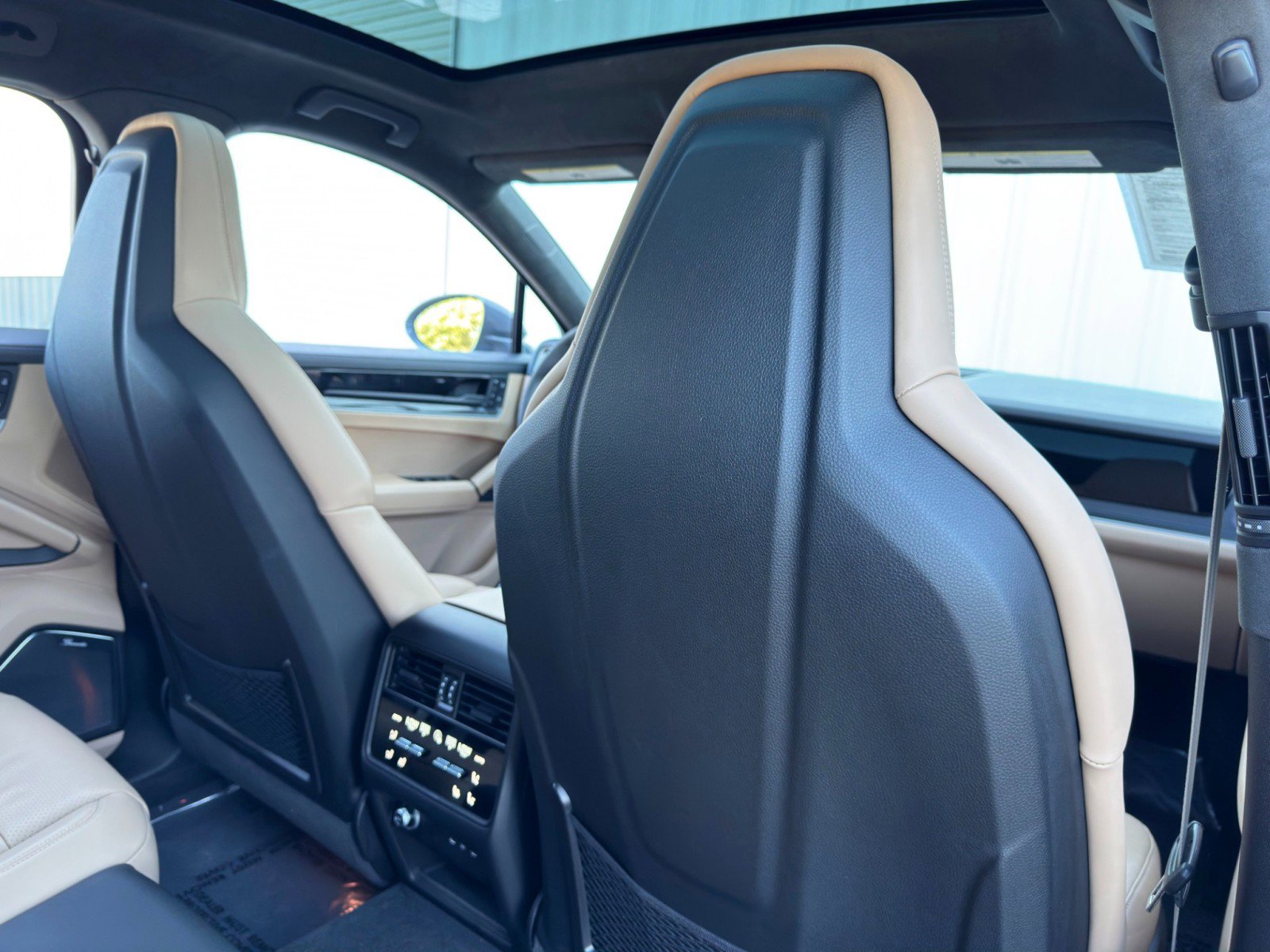 2024 Porsche Cayenne Turbo