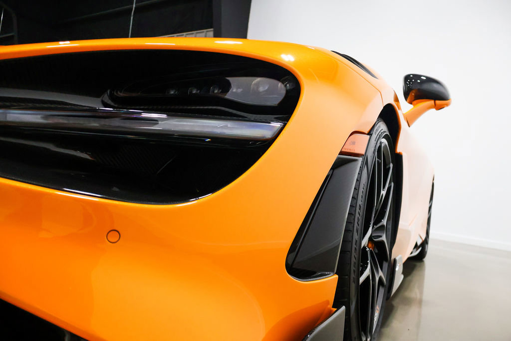 Used 2022 McLaren 765LT photo 92