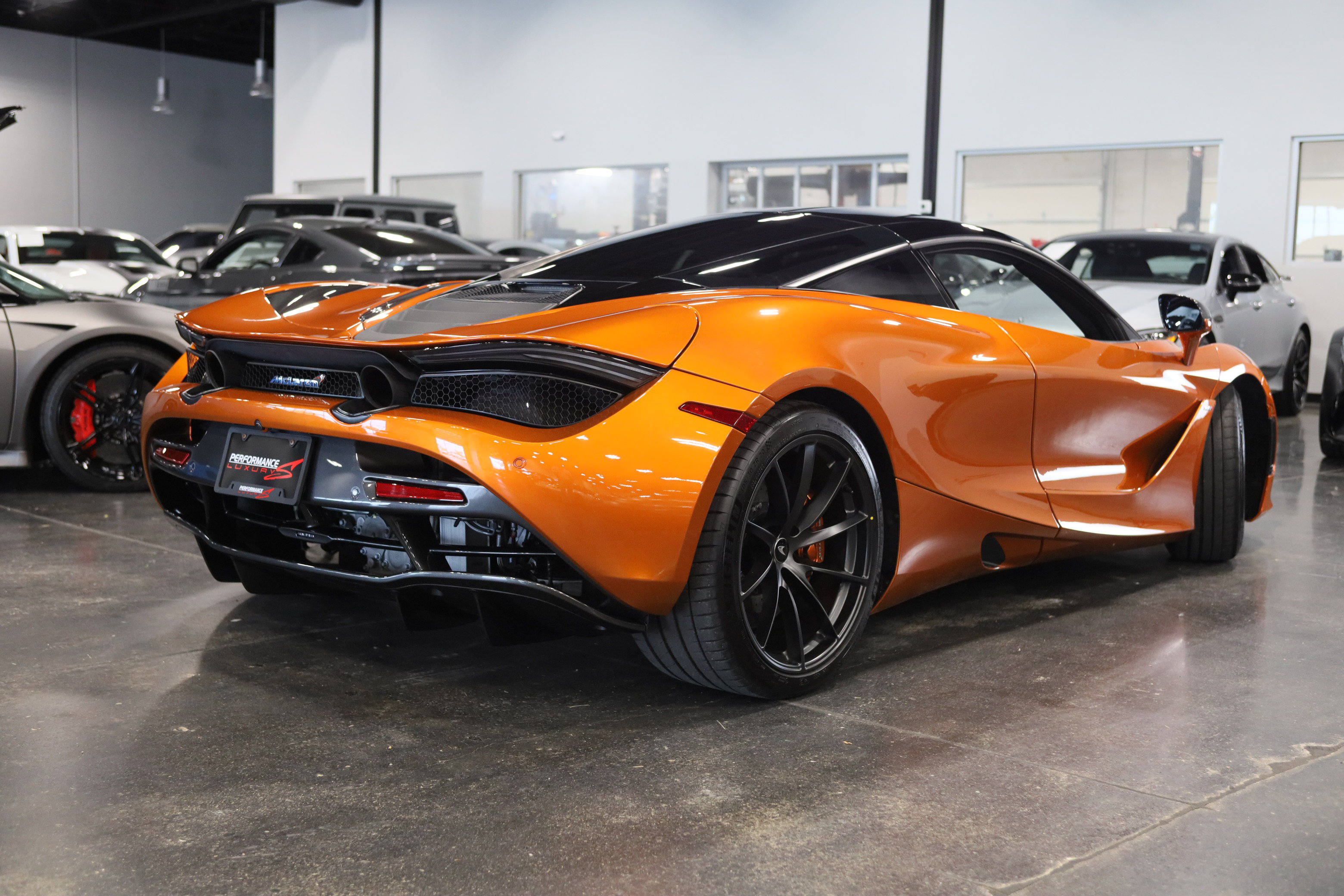 Used 2019 McLaren 720S Performance photo 6