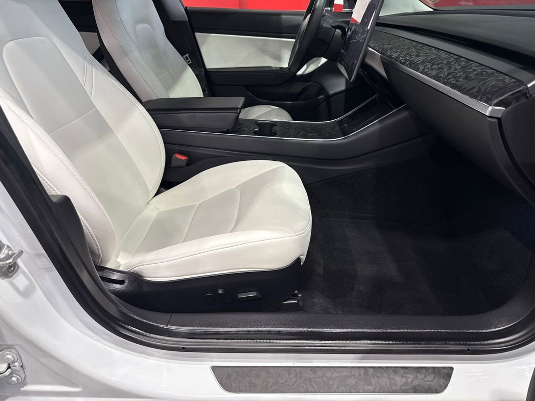 2020 Tesla Model 3 Performance