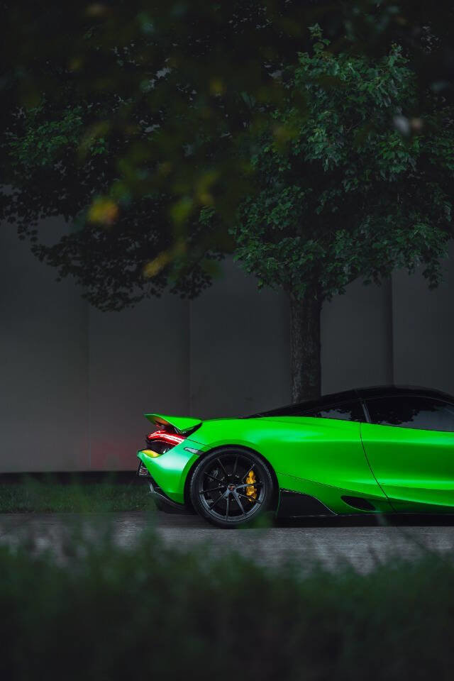 Used 2018 McLaren 720S Performance photo 21