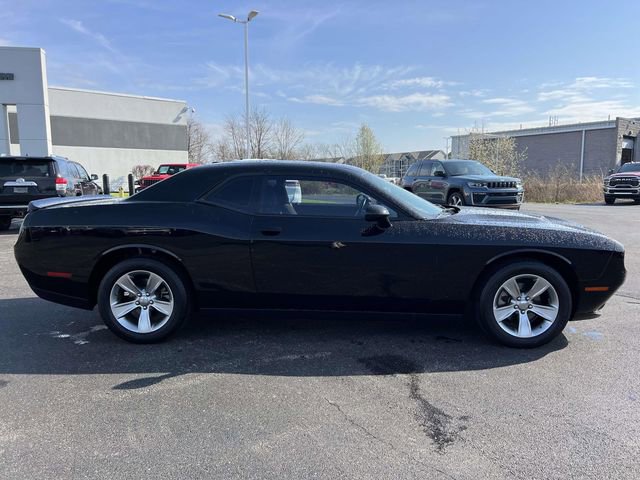 2022 Dodge Challenger SXT