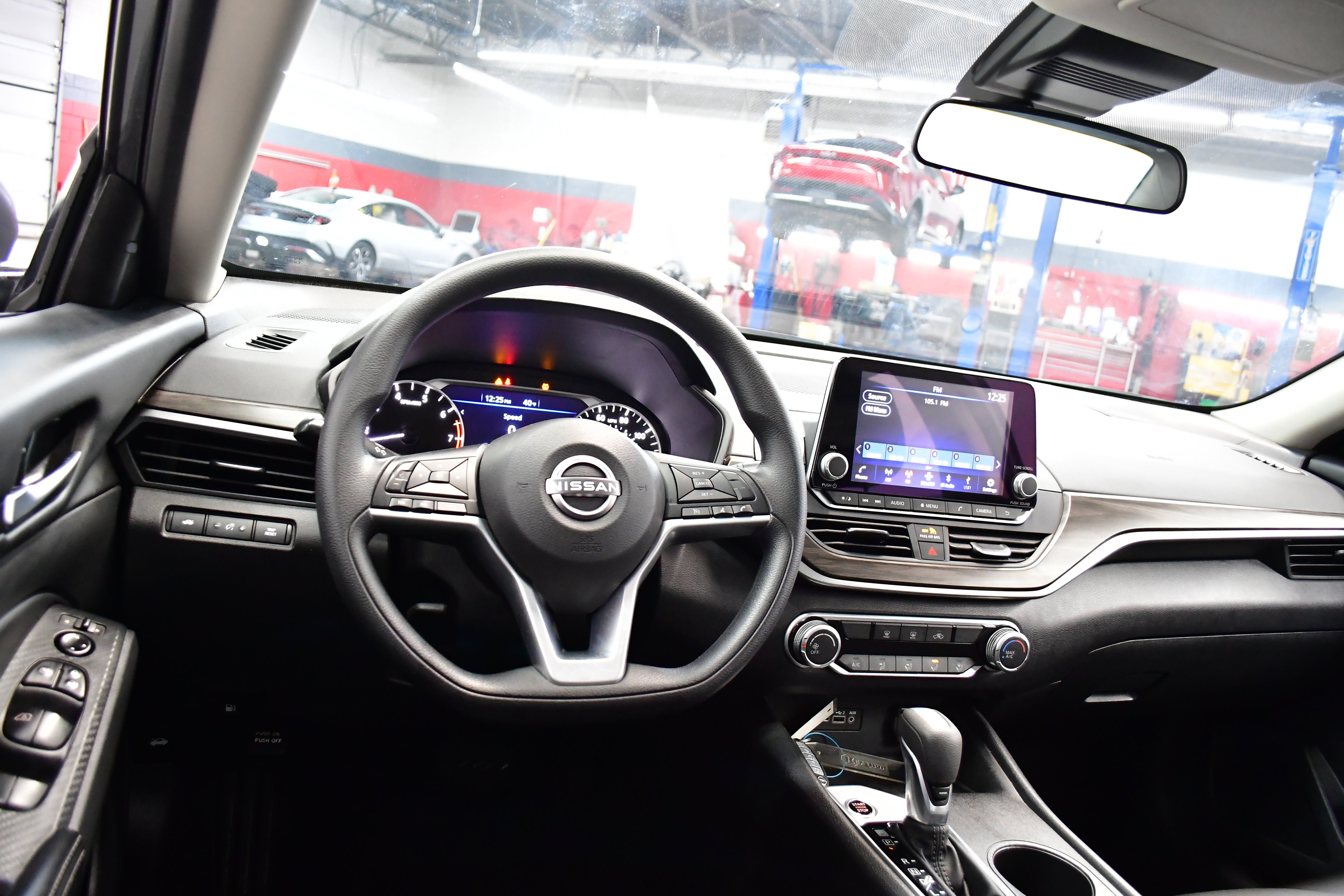 2025 Nissan Altima 2.5 SV