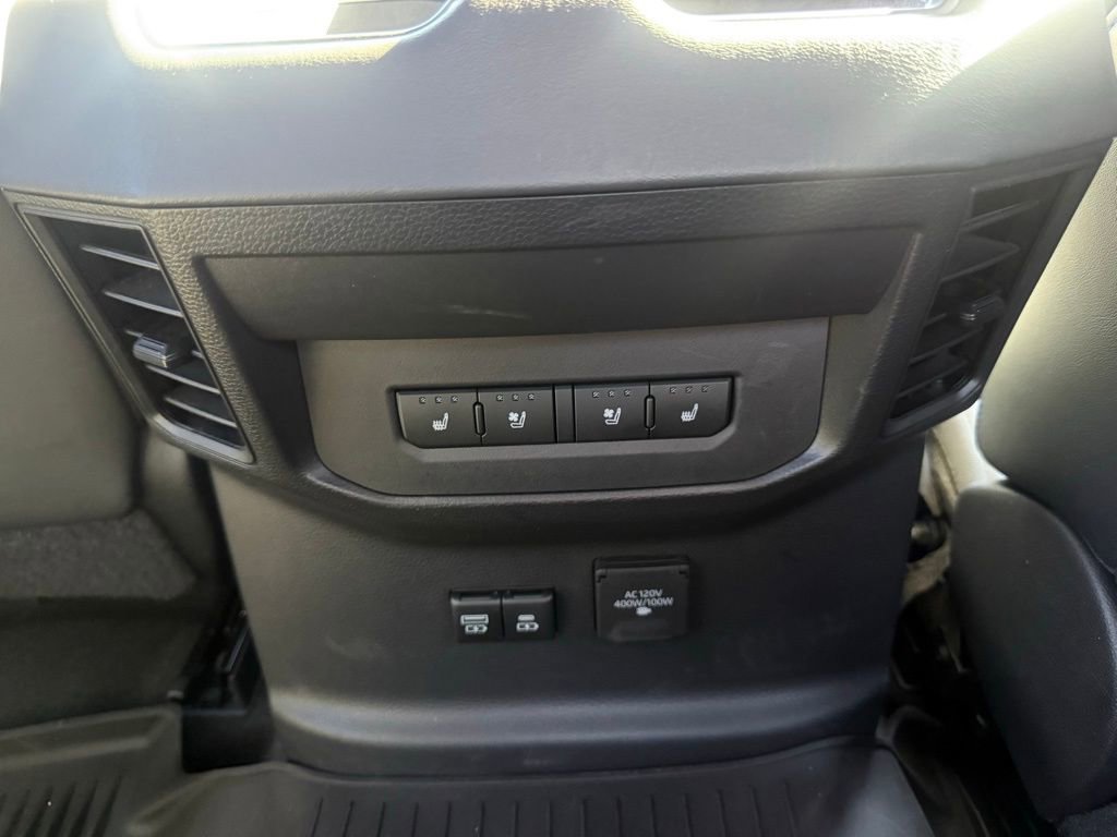 2022 Toyota Tundra Platinum