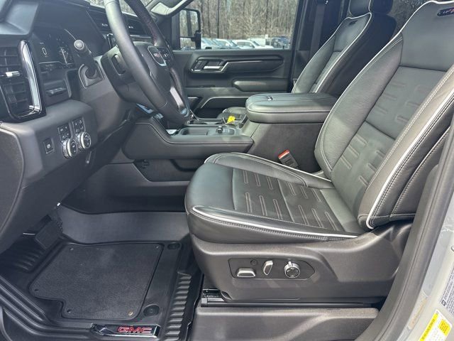 2025 GMC Sierra 2500 AT4X