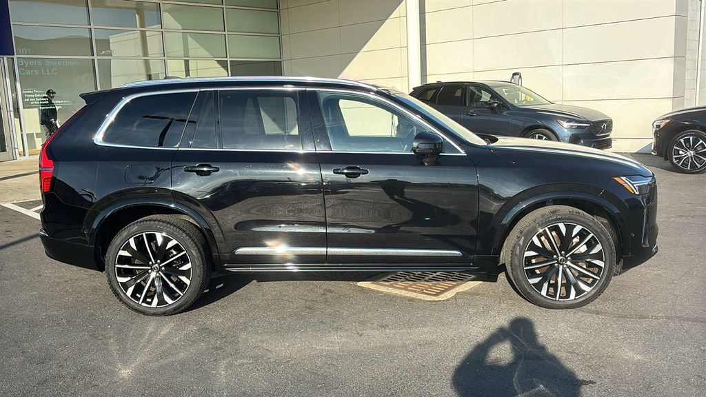 2025 Volvo Xc90 B6 Plus