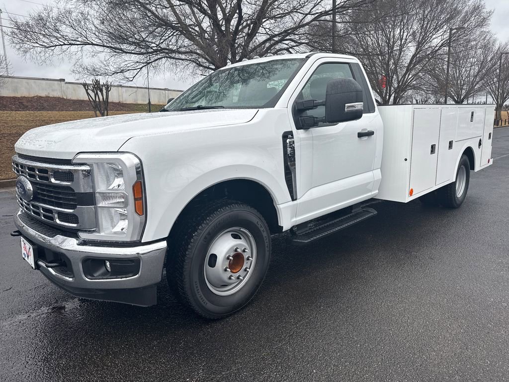 2025 Ford F350 XL