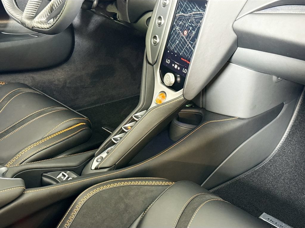 New 2027 McLaren 750S Spider photo 23