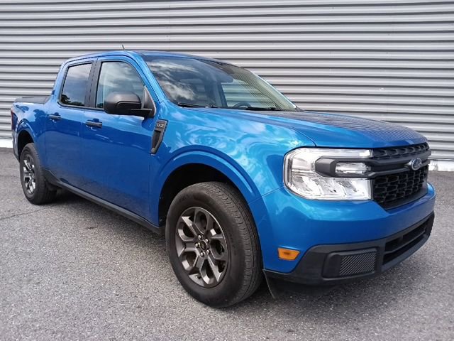 Certified 2022 Ford Maverick XLT w/ Equipment Group 300A Standard