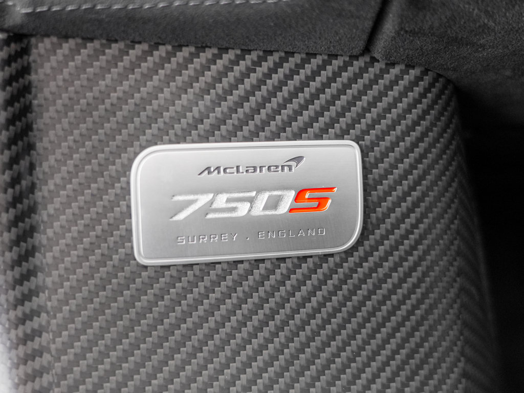 New 2027 McLaren 750S photo 17