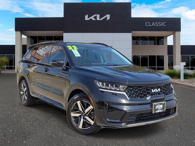 Used 2022 Kia Sorento S w/ Panoramic Sunroof Package