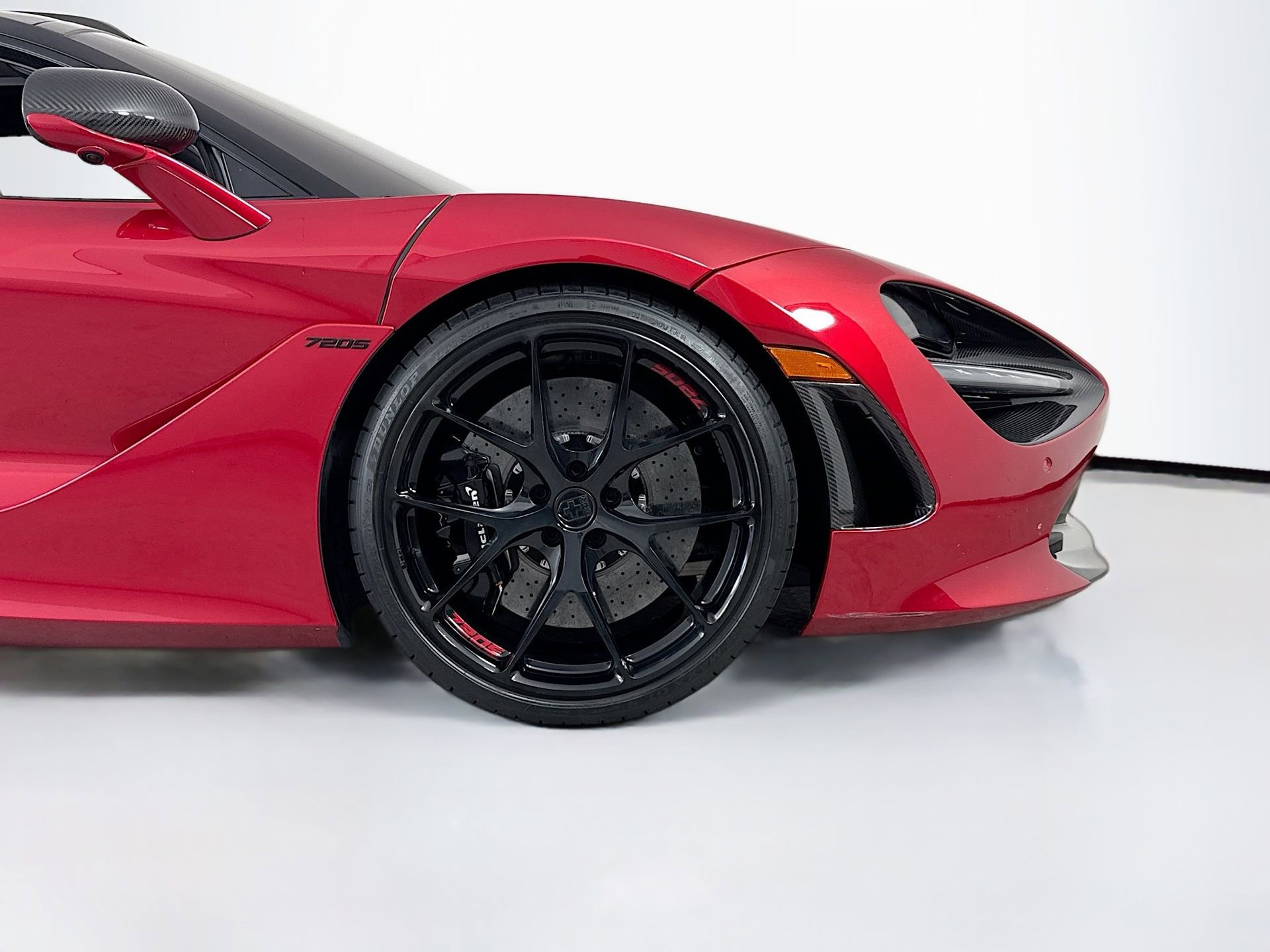 Used 2018 McLaren 720S photo 24