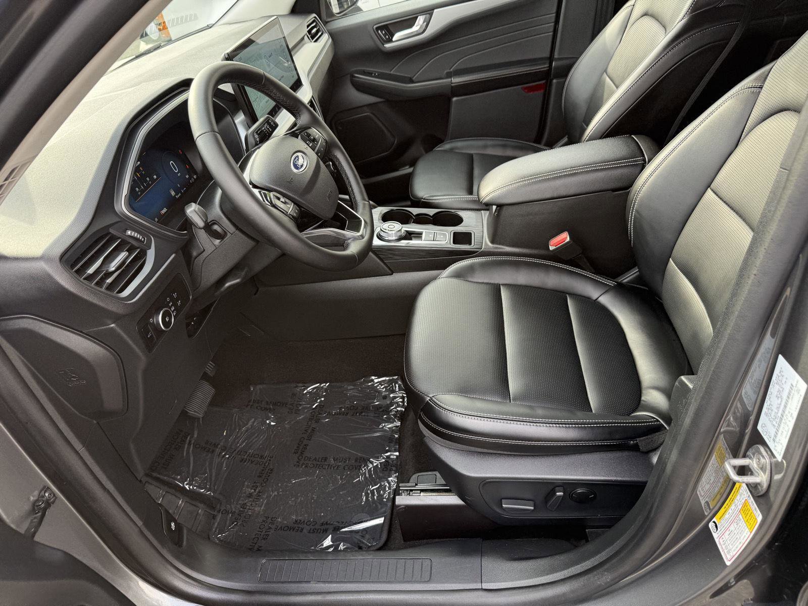 2025 Ford Escape Platinum