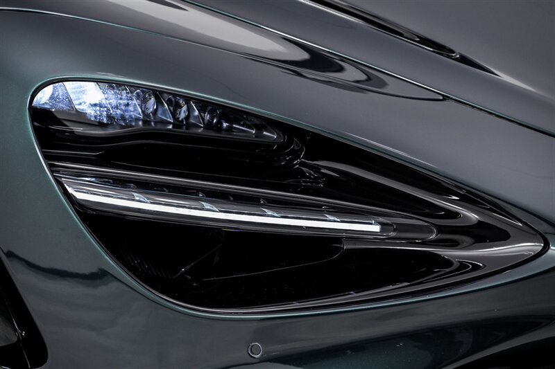 Used 2022 McLaren 765LT 5