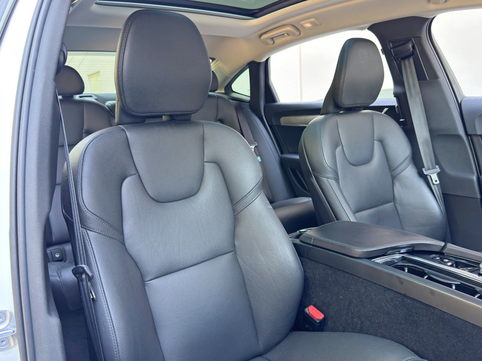 2023 Volvo S90 B6 Plus