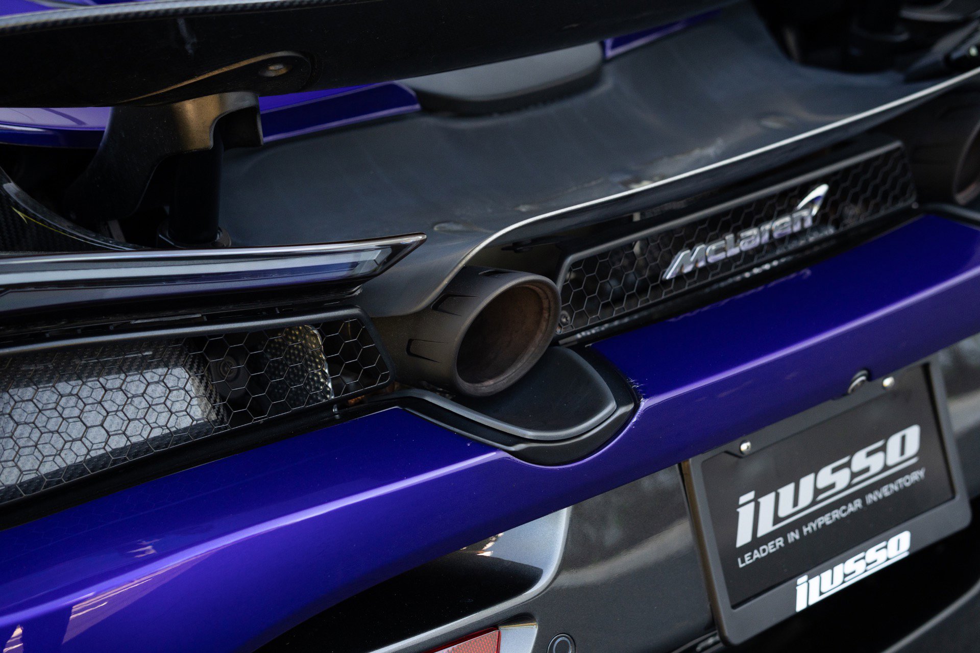 Used 2020 McLaren 720S photo 38